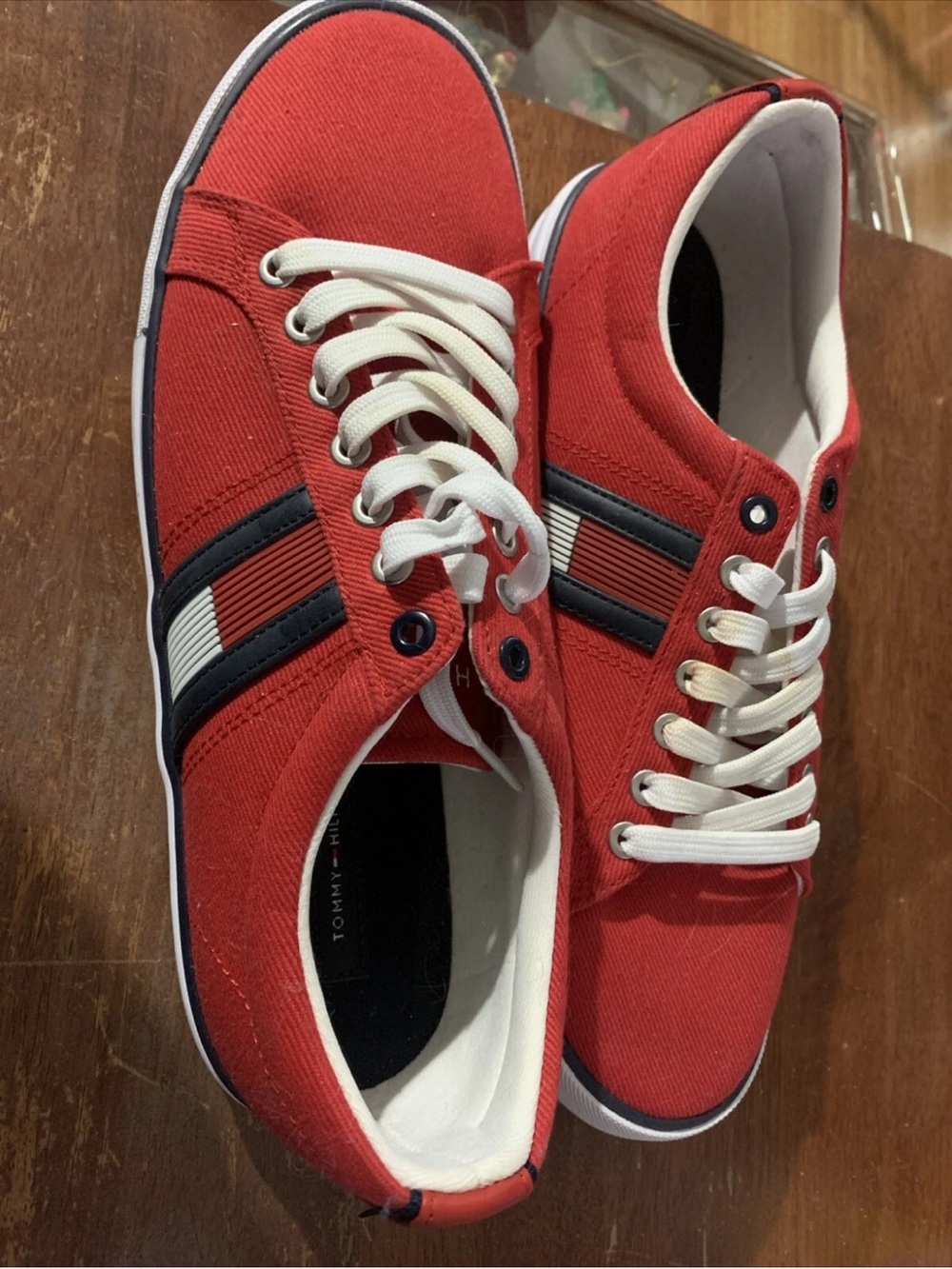 Tommy Hilfiger Runners/ Sneakers For Men BN Size 9.5 Red